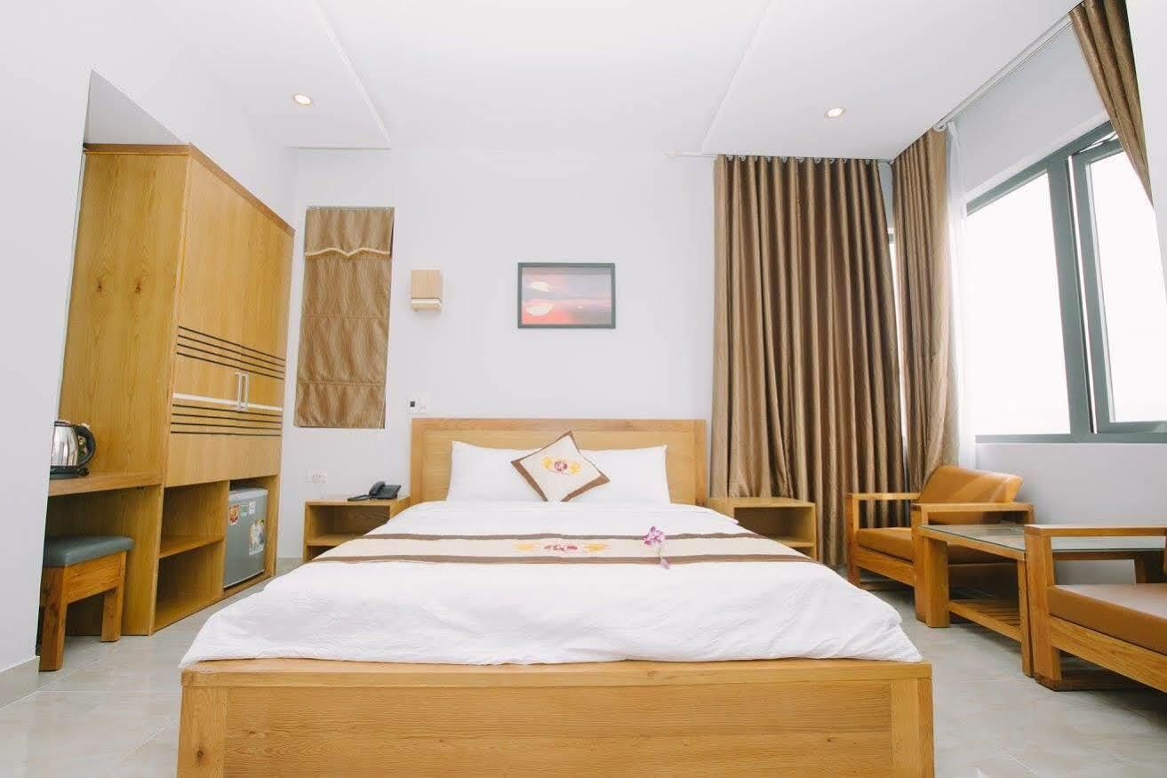 Tan Hoang Long Hotel Da Nang Zewnętrze zdjęcie